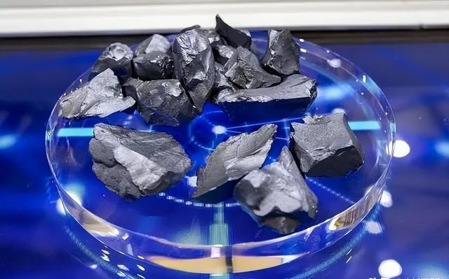 金属钨,这玩意儿比你想的硬核多了 金属钨,这玩意儿比你想的硬核多了